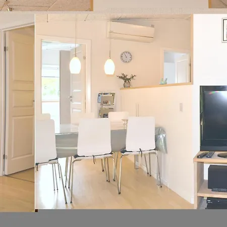 Сasa de vacaciones Awesome Home In Ansager With Sauna