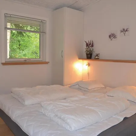 Сasa de vacaciones Awesome Home In Ansager With Sauna *